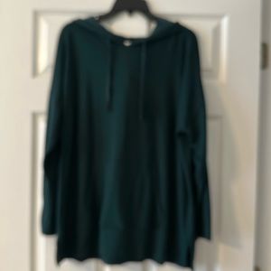 Hooded dark green hooded tunic